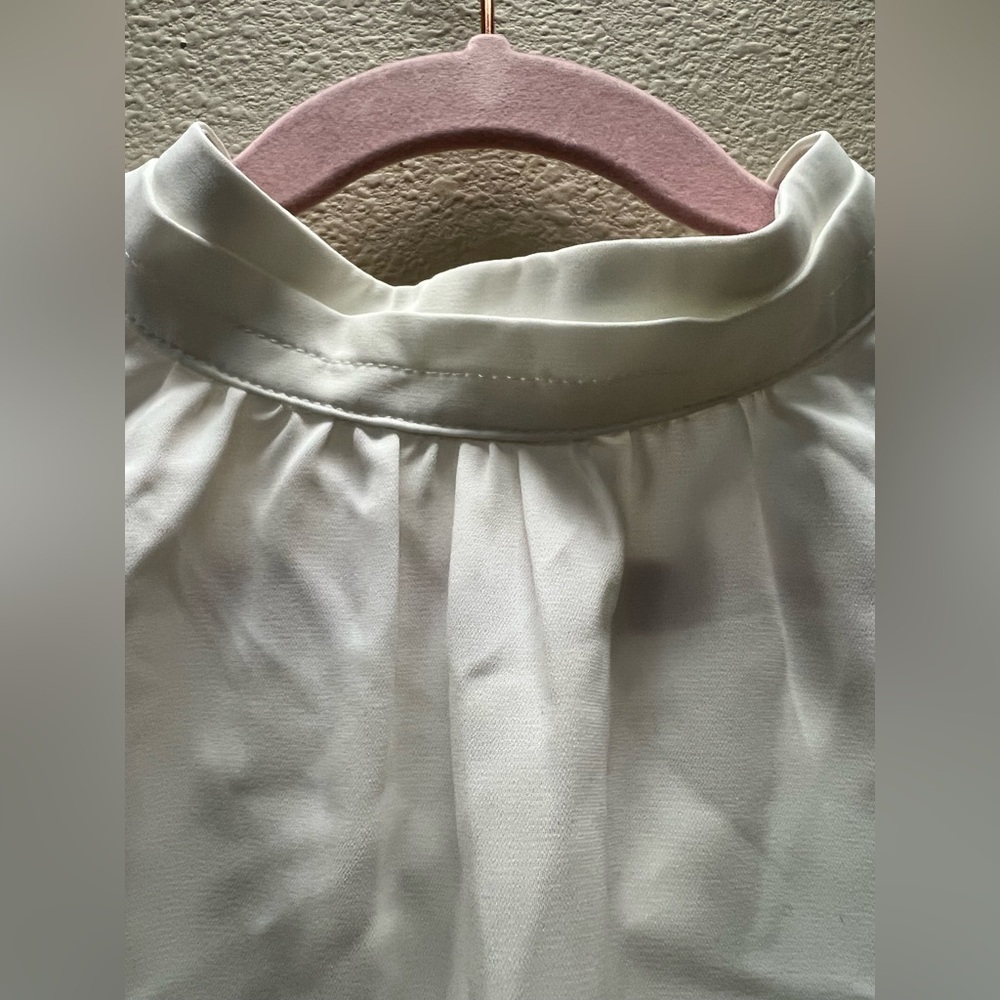 Allegra K - New without Tags Small Classic White Blouse - Picture 2 of 7
